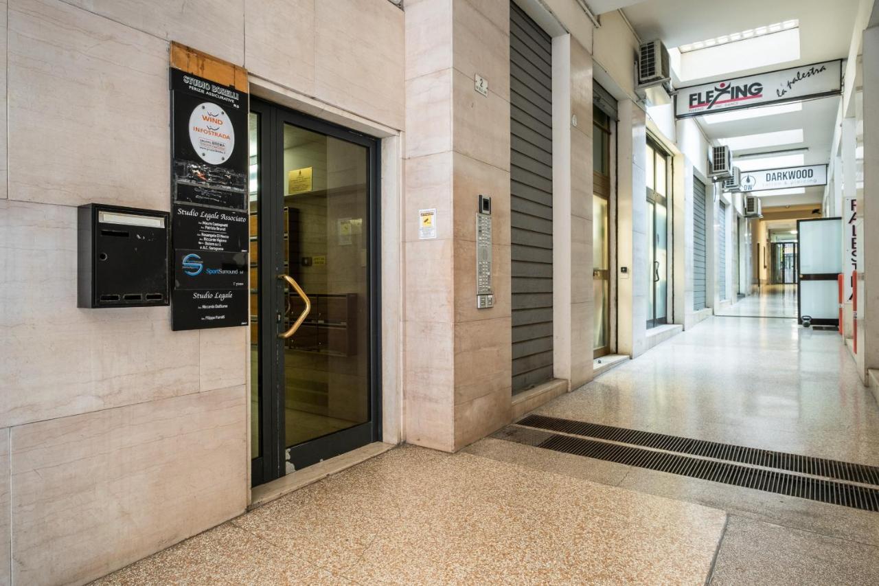 Delia'S Studios In The City Center By Wonderful Italy Bolonia Zewnętrze zdjęcie