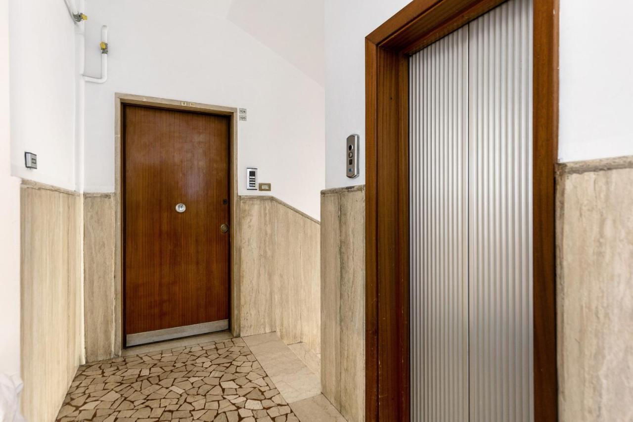 Delia'S Studios In The City Center By Wonderful Italy Bolonia Zewnętrze zdjęcie